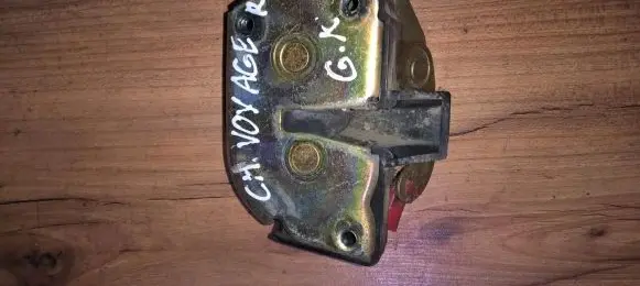 Chrysler Voyager Rear door lock