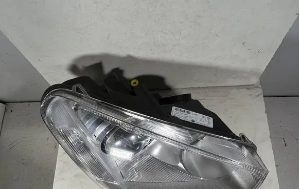 Ford C-MAX I Headlight/headlamp 7M5113D154AD