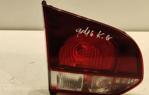 Volkswagen Golf VI Tailgate rear/tail lights