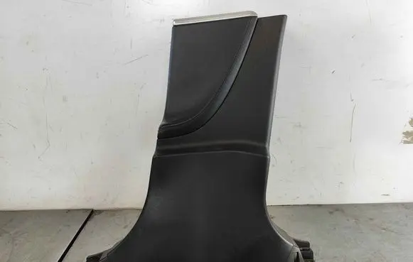 Tesla Model S (B) pillar trim (bottom) 102468614C