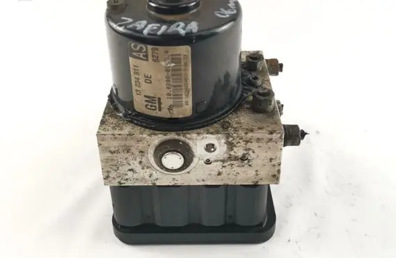 Opel Zafira B ABS Pump 13234911 10020602484 4E35K14731