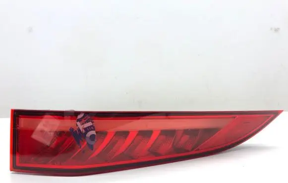 Jaguar F-Pace Rear/tail lights HK8313405AC