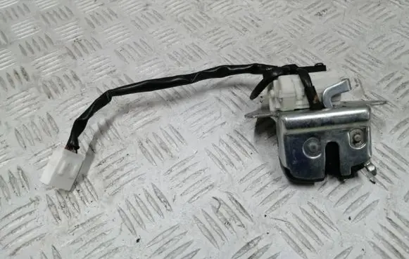 Fiat Qubo Tailgate/trunk/boot lock/catch/latch