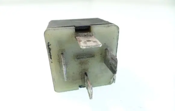 Peugeot 607 Other relay 431951253