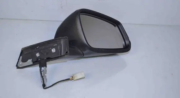 Front door electric wing mirror