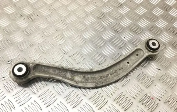 Mercedes-Benz C W205 Rear control arm A20407