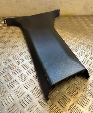 Honda CR-V (B) pillar trim (bottom) 84121