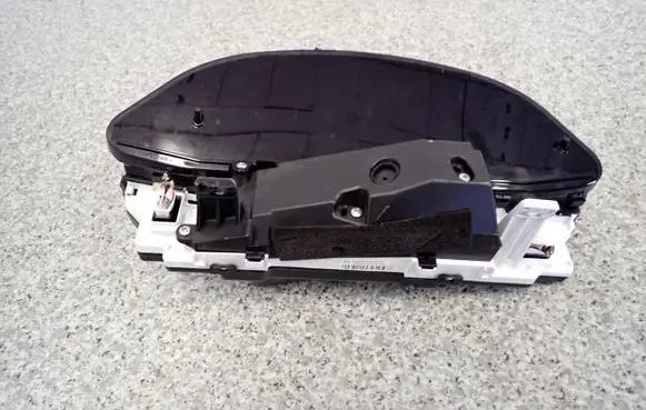 Toyota Yaris Speedometer (instrument cluster) 83800-0D500