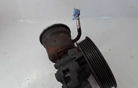 Toyota Corolla Verso AR10 Power steering pump 4431005120