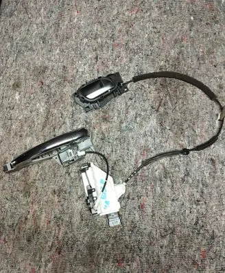 Citroen DS3 Front door lock PSA006254 A04956 9684559980