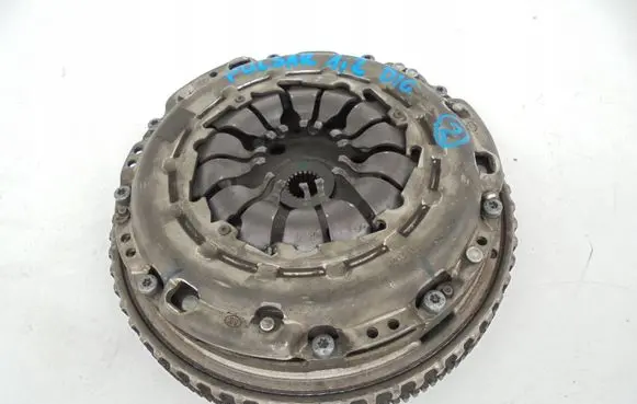 Nissan Pulsar Clutch set kit 301013644R
