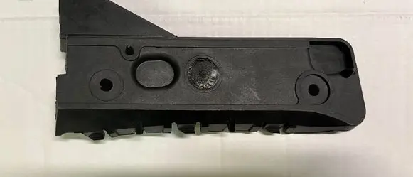 Audi A4 S4 B6 8E 8H Front bumper mounting bracket 8E0807284