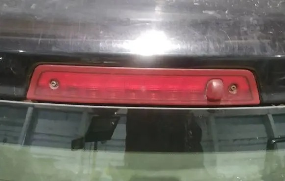 Jeep Grand Cherokee (WK) Third/center stoplight 