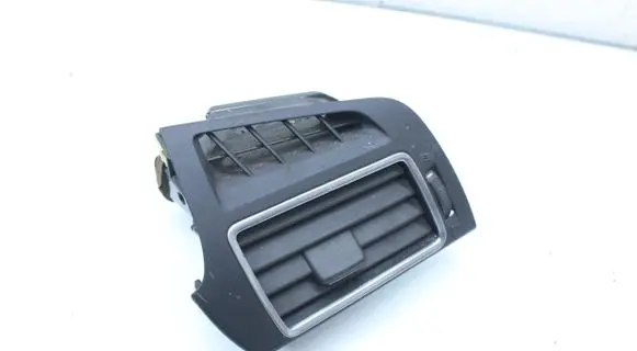 Toyota Verso Dashboard side air vent grill/cover trim 556500F020