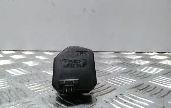 Volkswagen PASSAT B5.5 Headlight level adjustment motor 1J0941295C