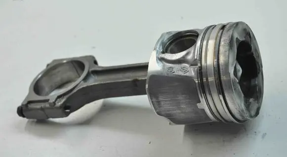 Nissan Qashqai Piston 