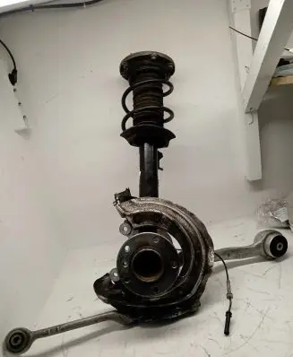BMW 2 F22 F23 Front wheel hub spindle knuckle 6873740