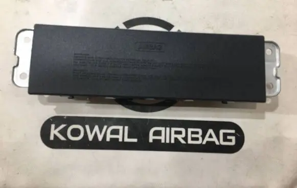 Mercedes-Benz AMG GT 4 x290 w290 Knee airbag A2138602701