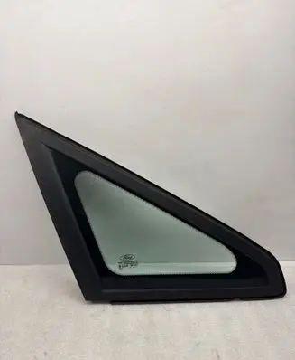 Ford Focus C-MAX Rear vent window glass E143R001057