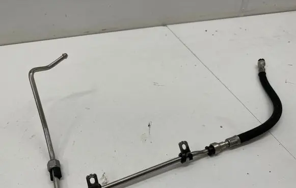 BMW 2 F46 Fuel line pipe