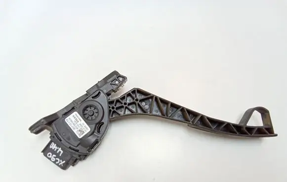 Volvo XC90 Accelerator throttle pedal 30715179