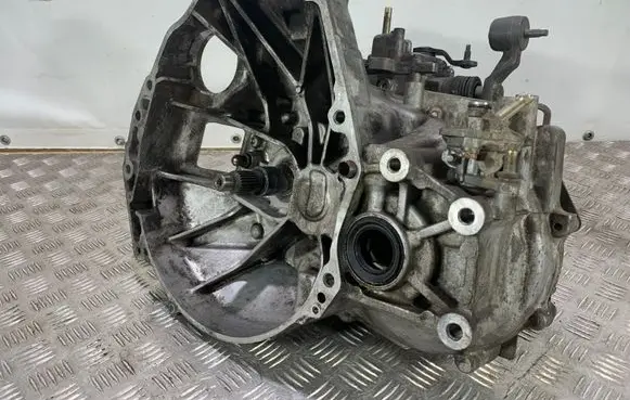 Honda Accord Manual 5 speed gearbox H2S8 H2S82015864