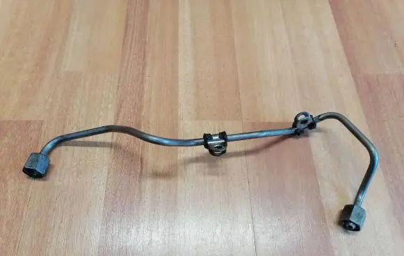 Mercedes-Benz C W204 Fuel injector supply line/pipe A6510702633 A6510703033 A6510704433