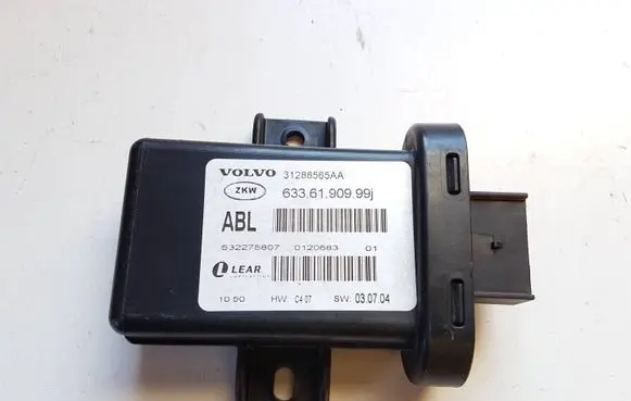 Volvo XC70 Light module LCM 31288565AA 6336190999J 532275807