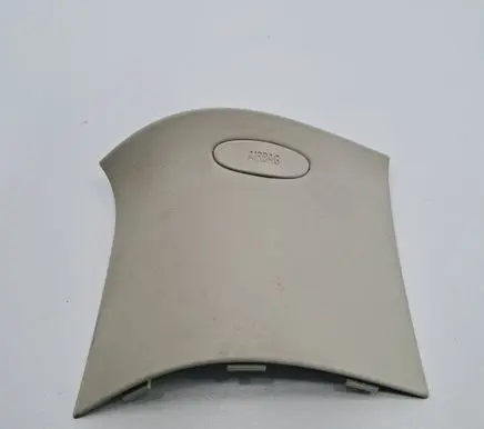 (D)pillar trim (top)