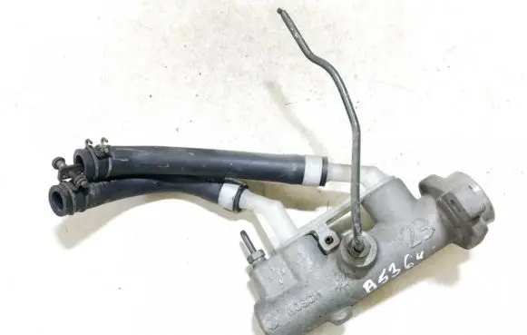 Nissan Almera Tino Master brake cylinder