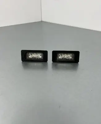 BMW 3 G20 G21 Number plate light 7193293