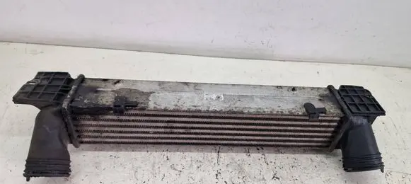 BMW 3 E90 E91 Intercooler radiator 3093796