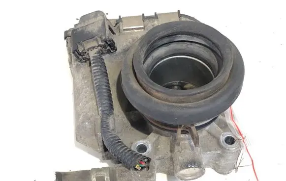Toyota Yaris Engine shut-off valve 22030-0Q010-A