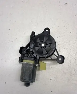 Audi A3 S3 8V Front door window regulator motor 5Q0959801B
