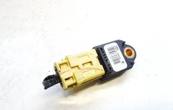 Lexus IS 220D-250-350 Airbag deployment crash/impact sensor 898310w040 89831-0w040