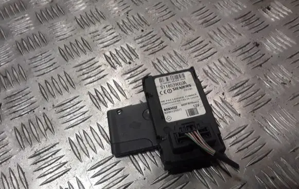 Renault Scenic II - Grand scenic II Ignition key card reader 8200125077