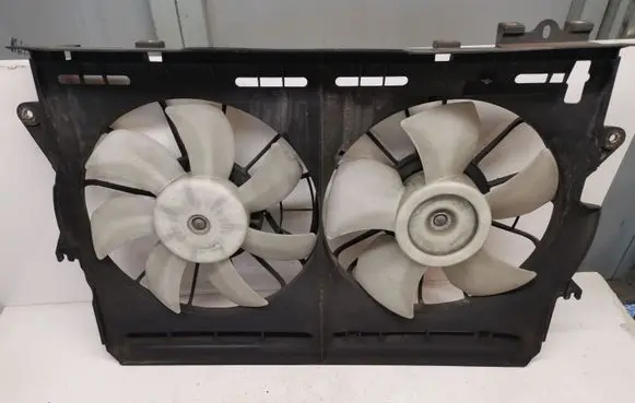 Toyota Corolla Verso AR10 Fan set DT4227502520