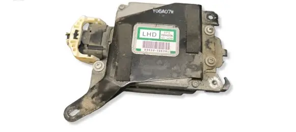 Lexus GS 300 350 430 450H Power steering control unit/module 8965030630
