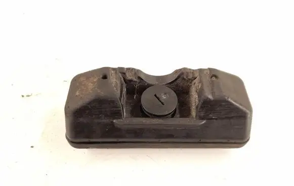 Mercedes-Benz C W204 Jacking socket point 0009986750 A0009986750