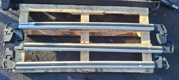Ford Transit Custom Roof transverse bars on the 