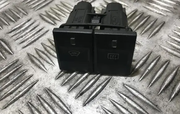 Ford Mondeo Mk III Windscreen/window heater switch 1s7t18k574aa 1s7t-18k574-aa