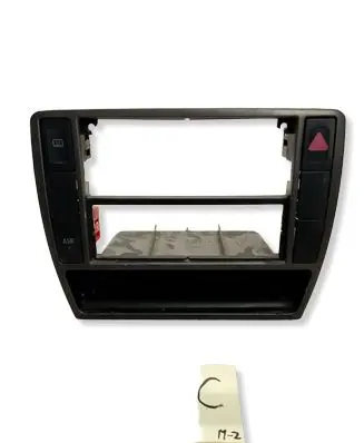 Volkswagen PASSAT B5.5 Other interior part 3B0858069