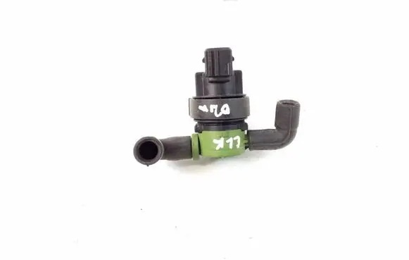 Mercedes-Benz CLK A209 C209 Valve A0004703293