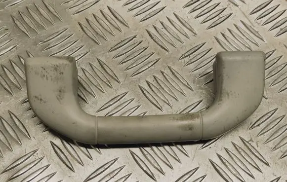 Mercedes-Benz E W212 Front interior roof grab handle A2048100051
