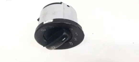 Skoda Octavia Mk2 (1Z) Light switch 1Z0941431J