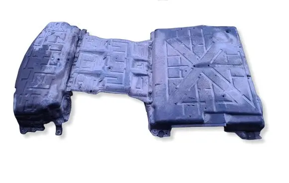 Mercedes-Benz Sprinter W906 Engine splash shield/under tray A9065200123 A9065200323