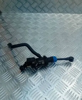 Dacia Duster II Clutch fluid level sensor 306101444R