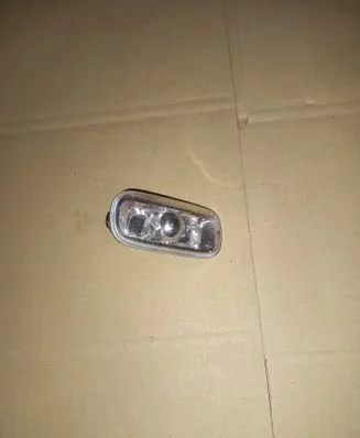 Audi A4 S4 B7 8E 8H Front fender indicator light 8e0949127