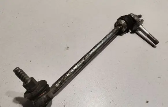 Mercedes-Benz GLC X253 C253 Front anti-roll bar/stabilizer link A2533230117
