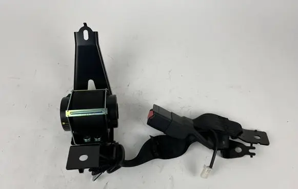 Toyota Mirai II Middle seatbelt (rear) 650551600D